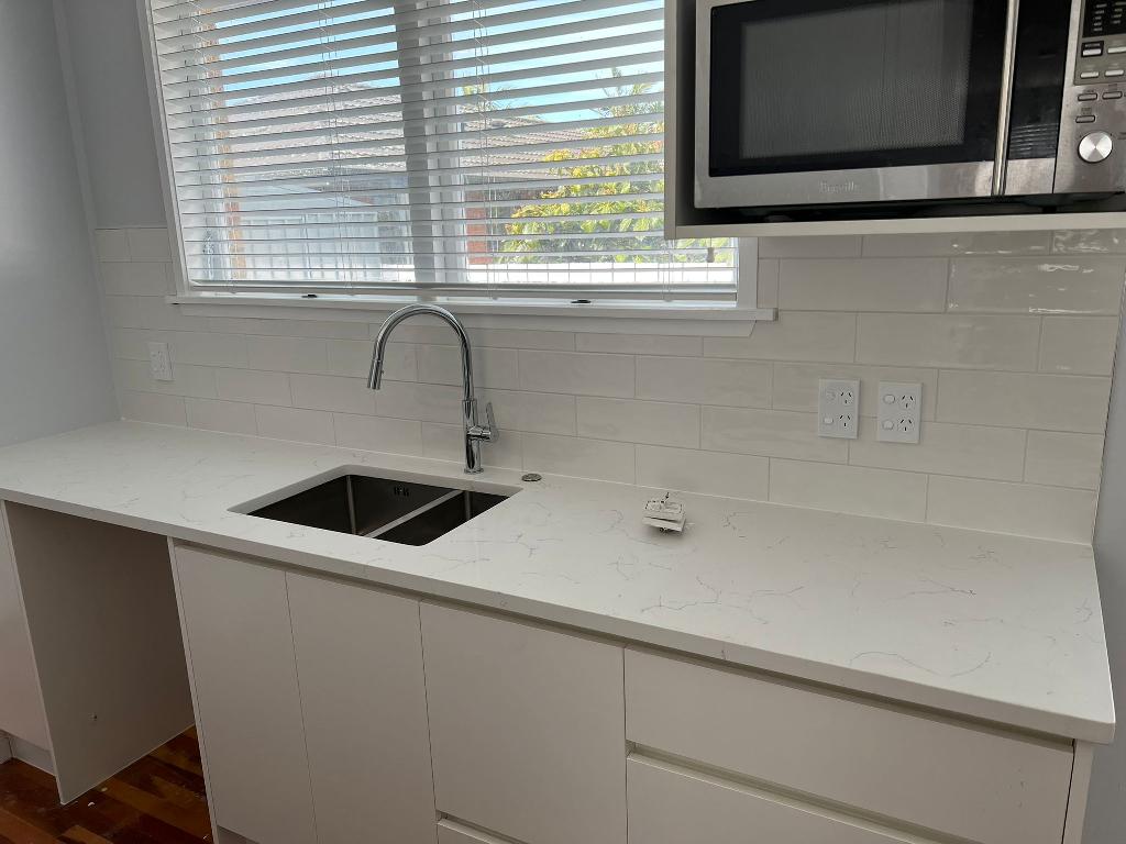 Boyd Avenue β Kitchen, bathroom renovation, interior painting