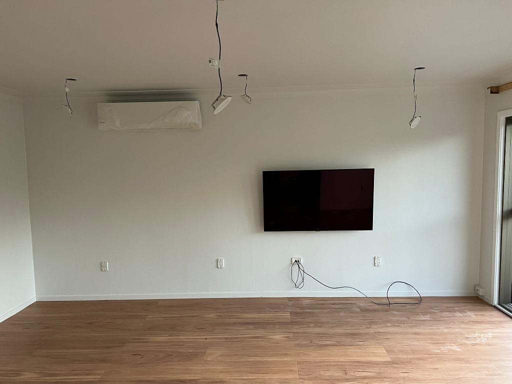 Harbutt Avenue — vinyl floor covering and painting